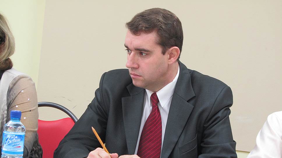 Коммунист Александр Анидалов считает, что принимать бюджет Саратова было нельзя